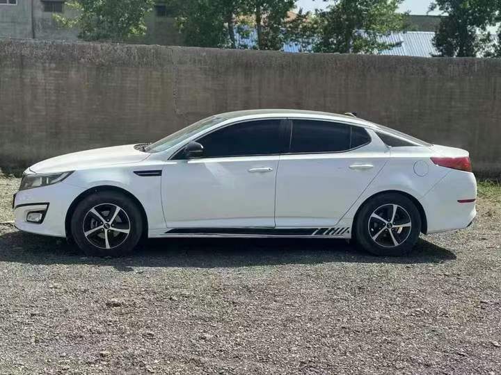 鹤壁17年起亚K56