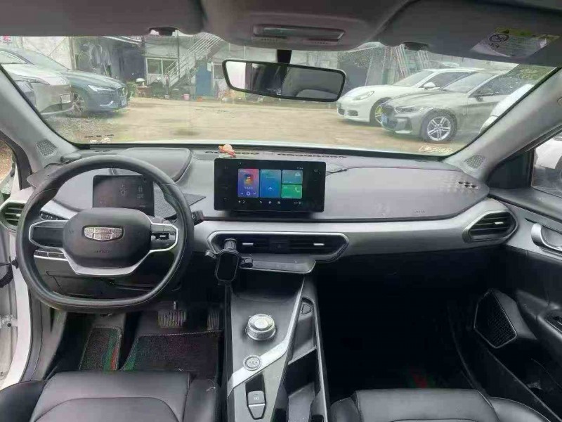 常德24年吉利几何2