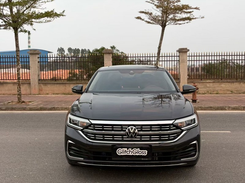 河源25年大众速腾1