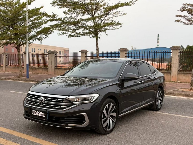 河源25年大众速腾3