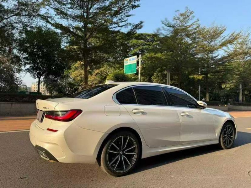 东莞22年宝马3系4