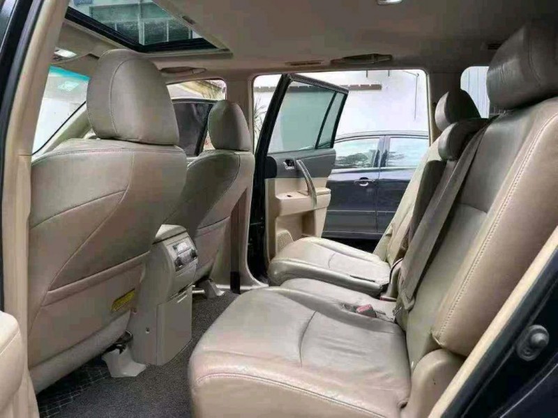 东莞14年丰田汉兰达5