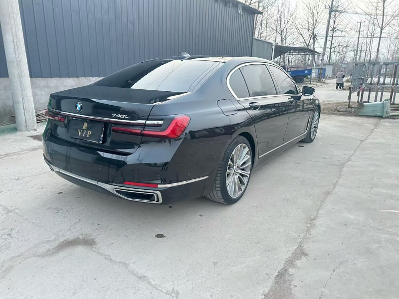 徐州20年宝马7系8