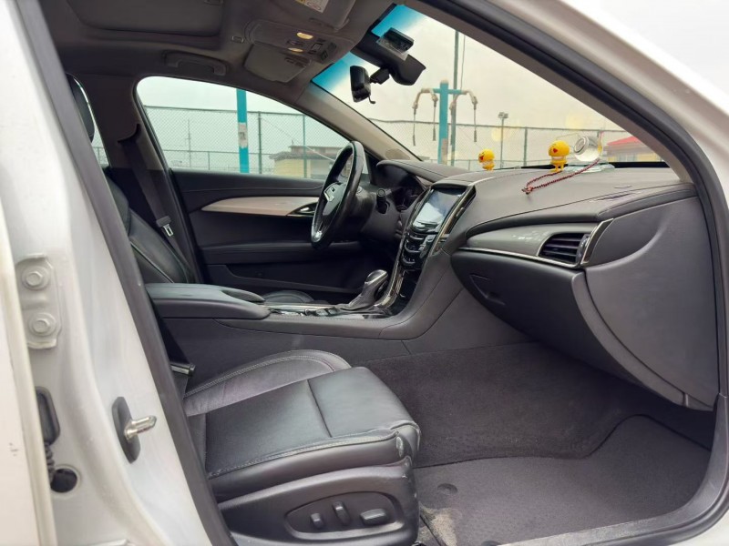 枣庄19年凯迪拉克ATS-L9