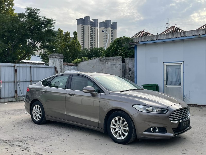 济宁14年福特蒙迪欧3