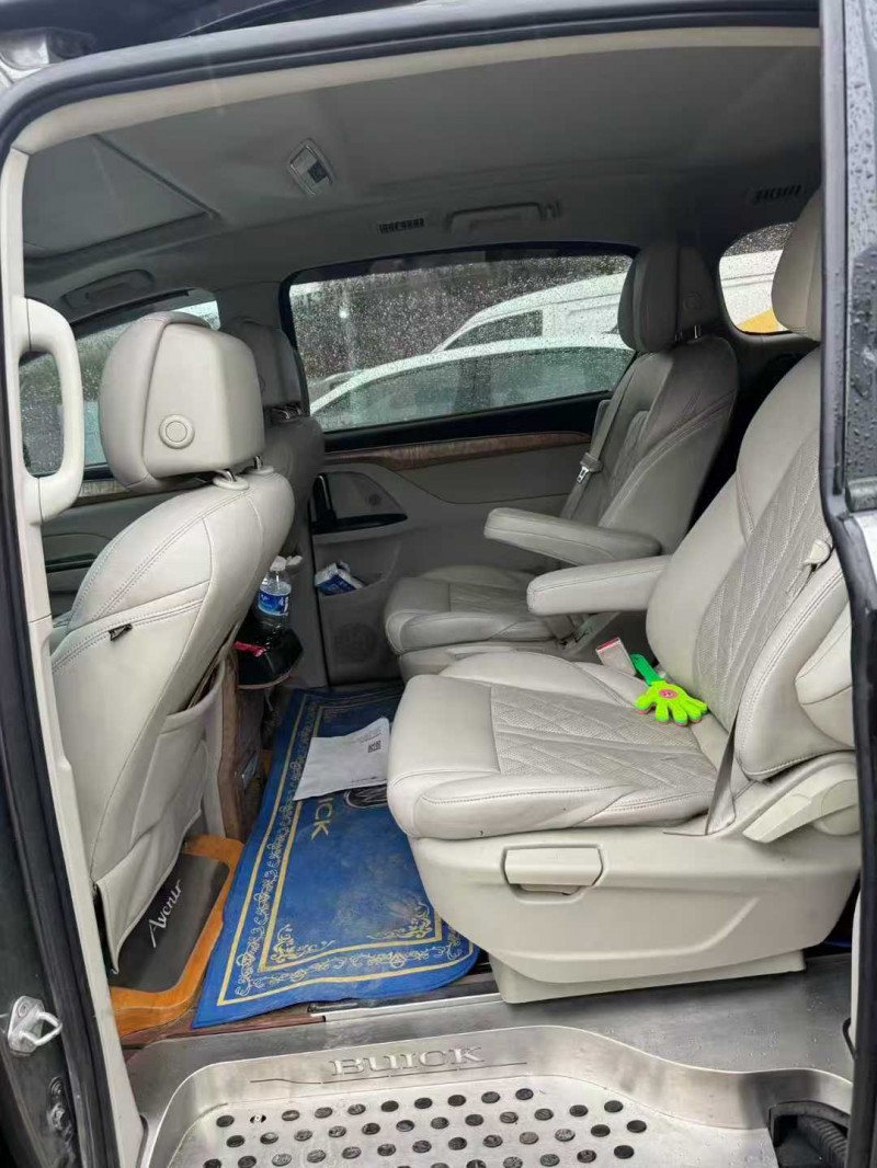 邢台17年别克GL85