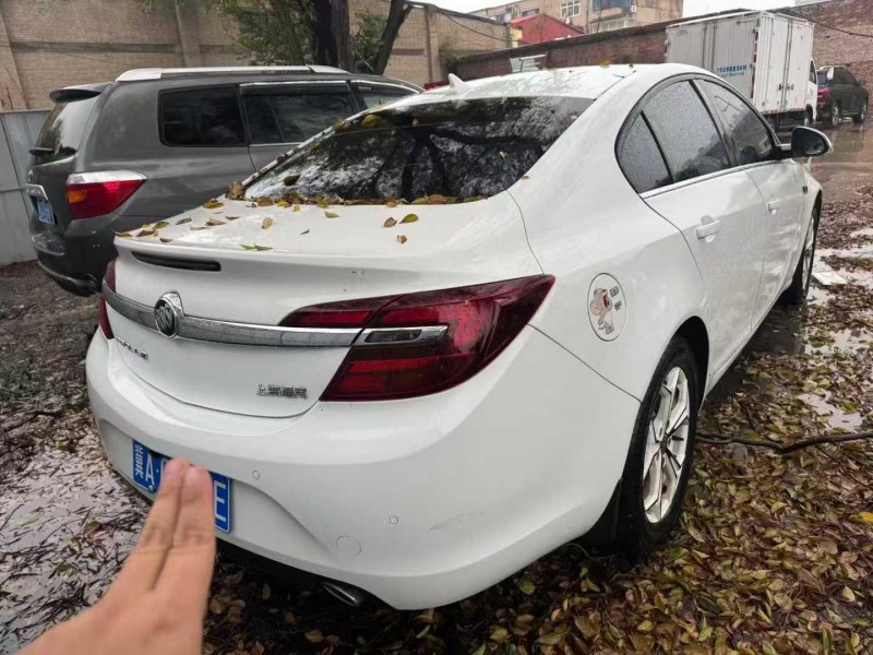 邢台15年别克君威6