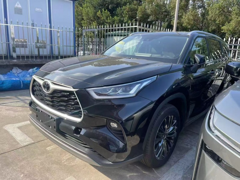 南昌26年丰田汉兰达2