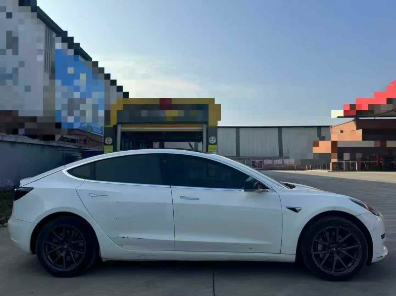 湛江20年特斯拉MODEL 33