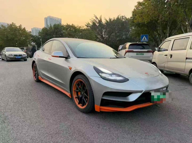 重庆22年特斯拉MODEL 32