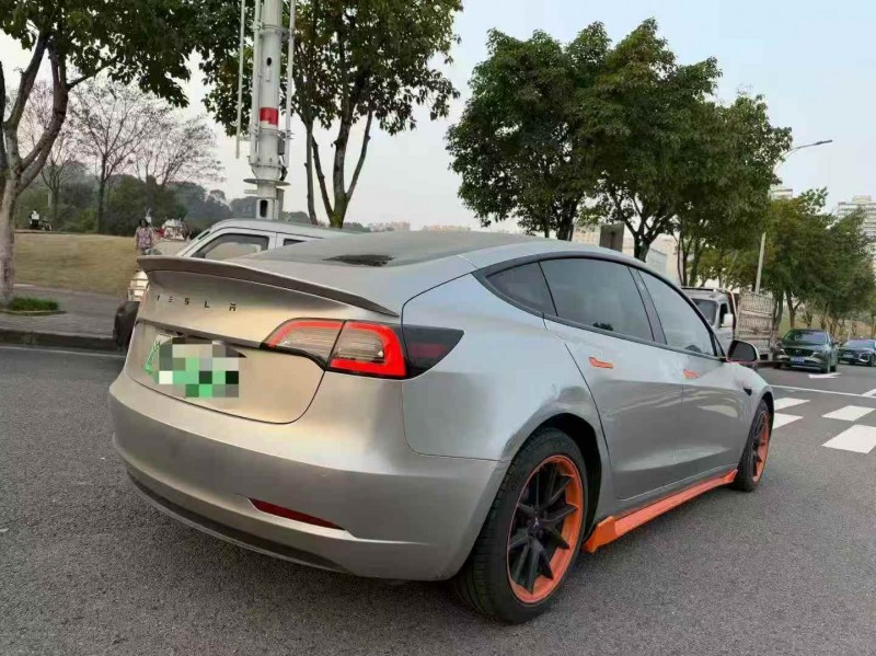 重庆22年特斯拉MODEL 37