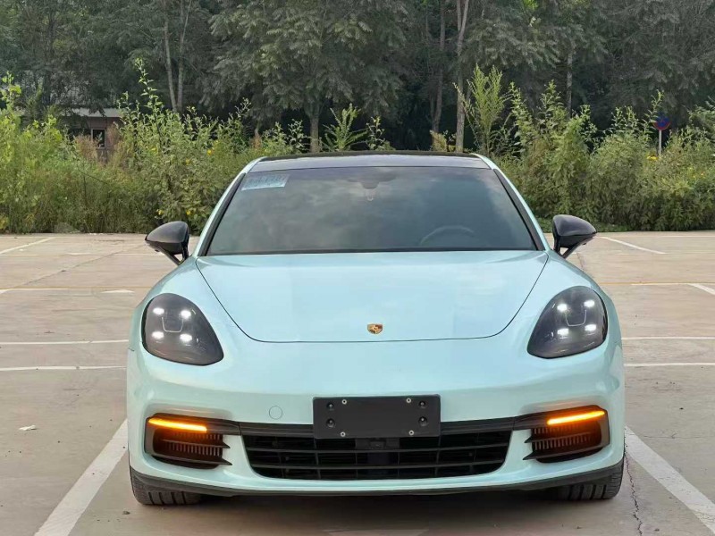 唐山19年保时捷帕拉梅拉1