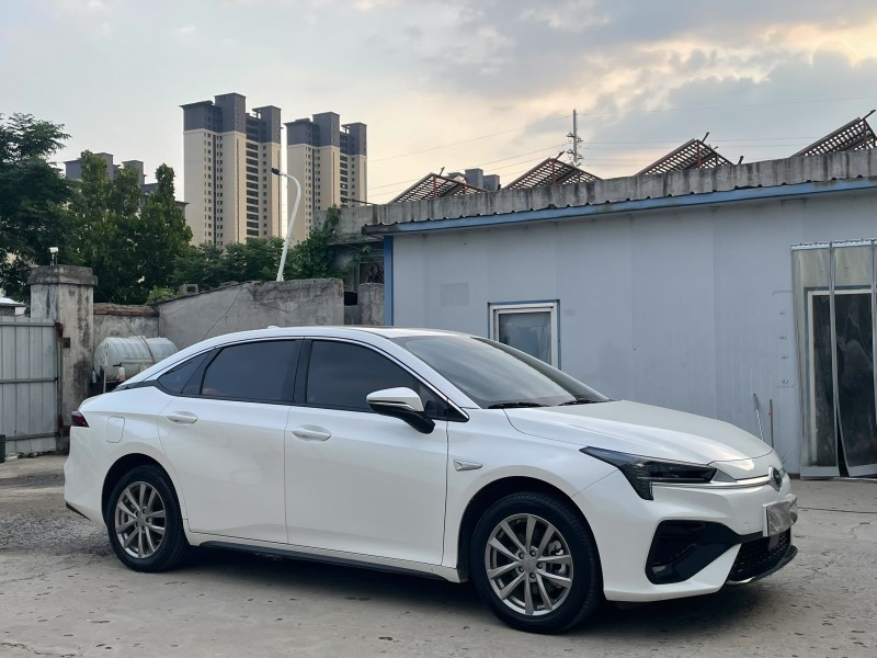 济宁24年传祺埃安S5803