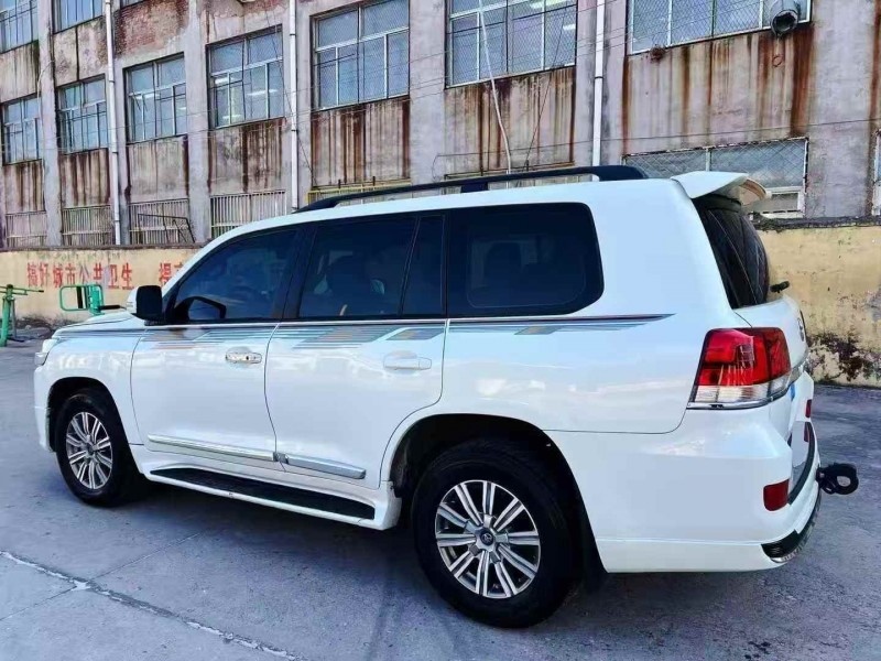 潍坊15年丰田兰德酷路泽5