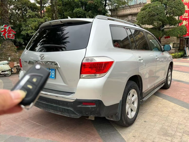 广州13年丰田汉兰达7