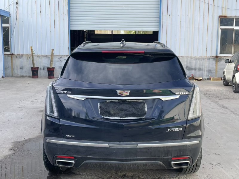 济宁20年凯迪拉克XT59