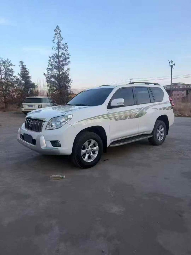 淄博12年丰田普拉多3