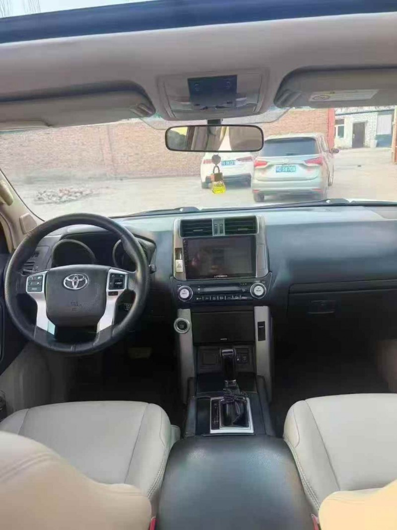 淄博12年丰田普拉多5