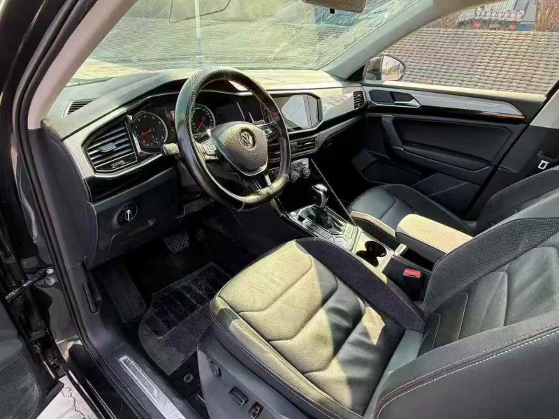 济宁20年大众探岳5