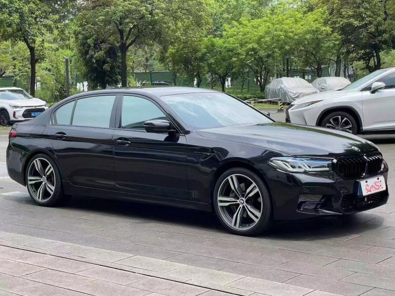 佛山22年宝马5系3