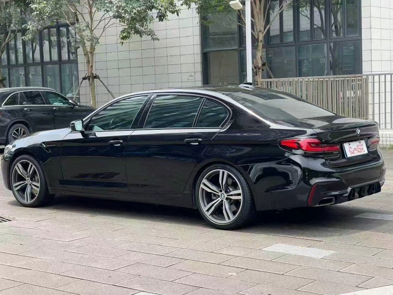 佛山22年宝马5系8