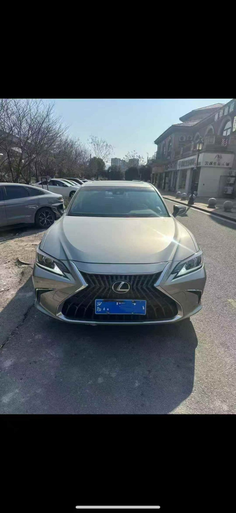金华22年雷克萨斯ES1