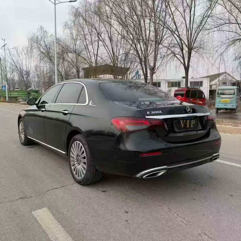 东营23年奔驰E8