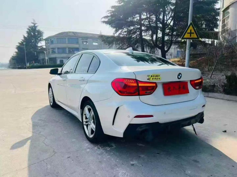 烟台22年宝马1系9