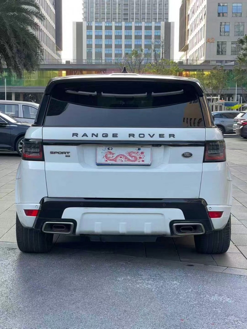 佛山21年路虎揽胜运动8