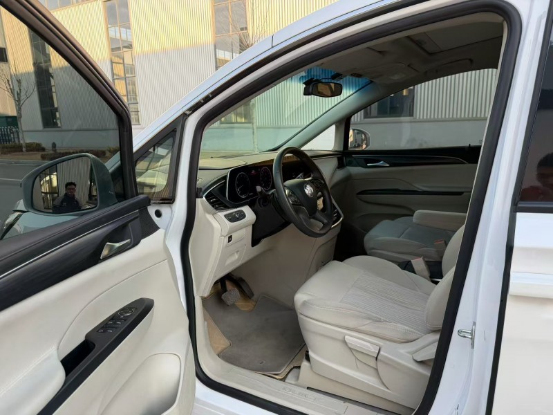 徐州23年别克GL86