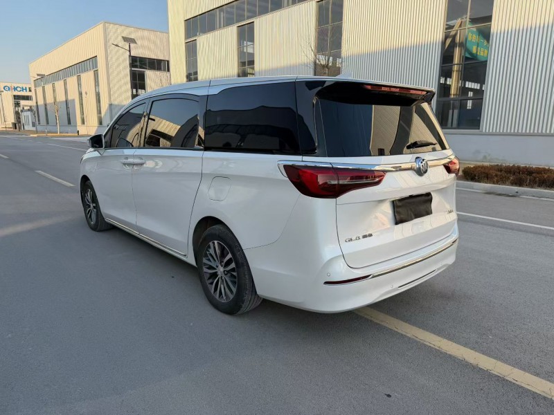 徐州23年别克GL88