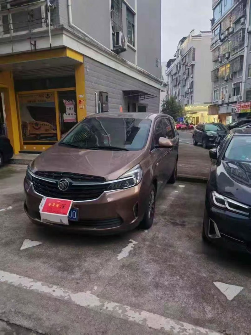 萍乡21年别克GL87