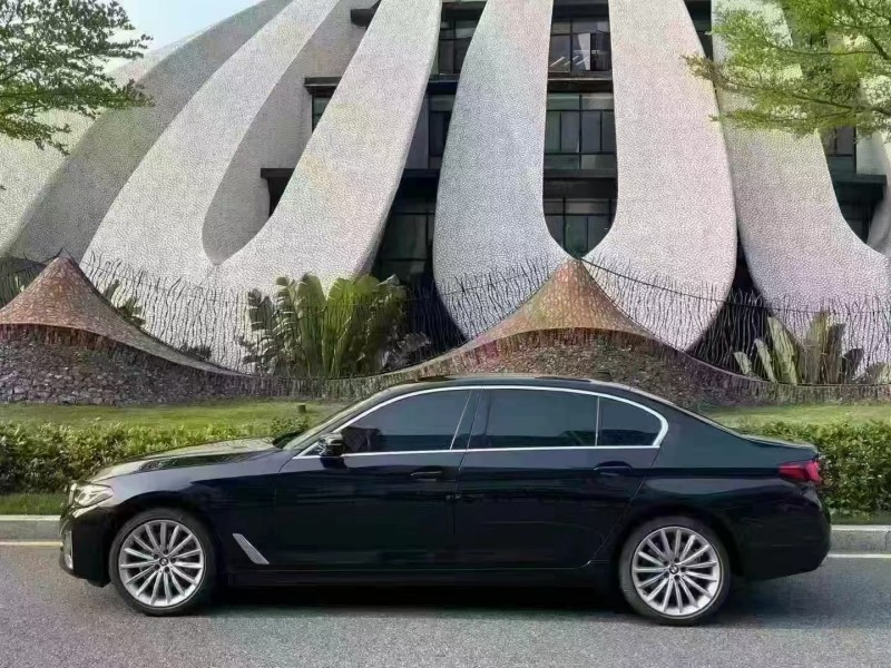 深圳22年宝马5系8