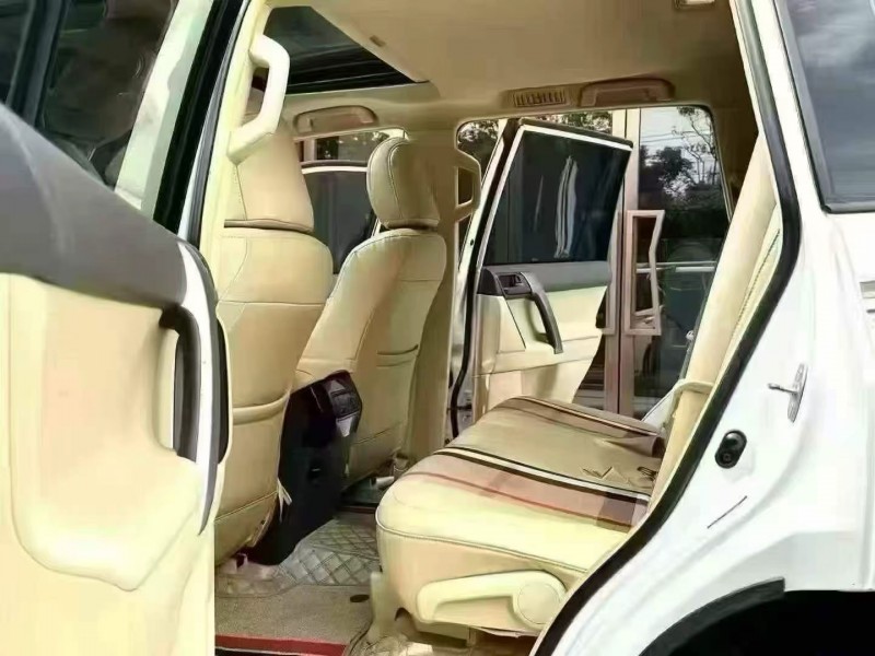 深圳15年丰田普拉多4