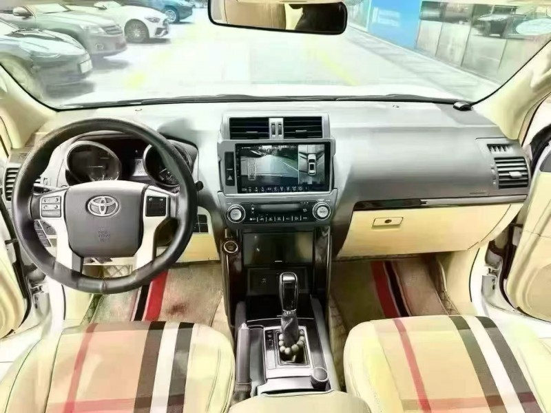 深圳15年丰田普拉多5