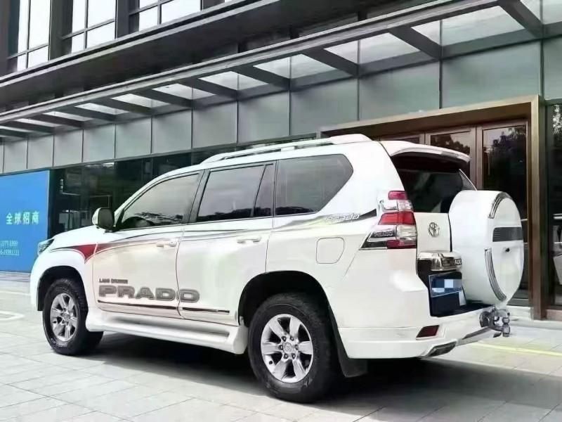 深圳15年丰田普拉多8