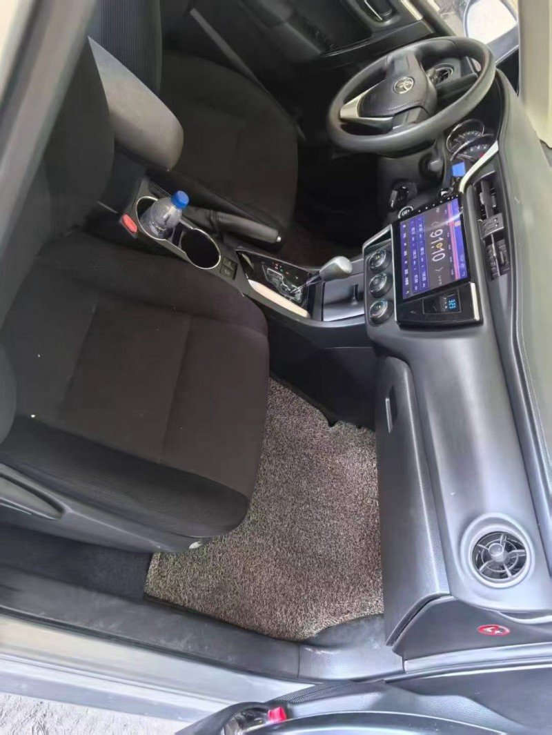 汕头19年丰田卡罗拉4