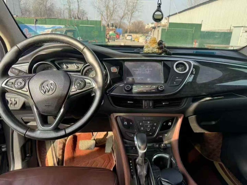 济宁16年别克昂科威9