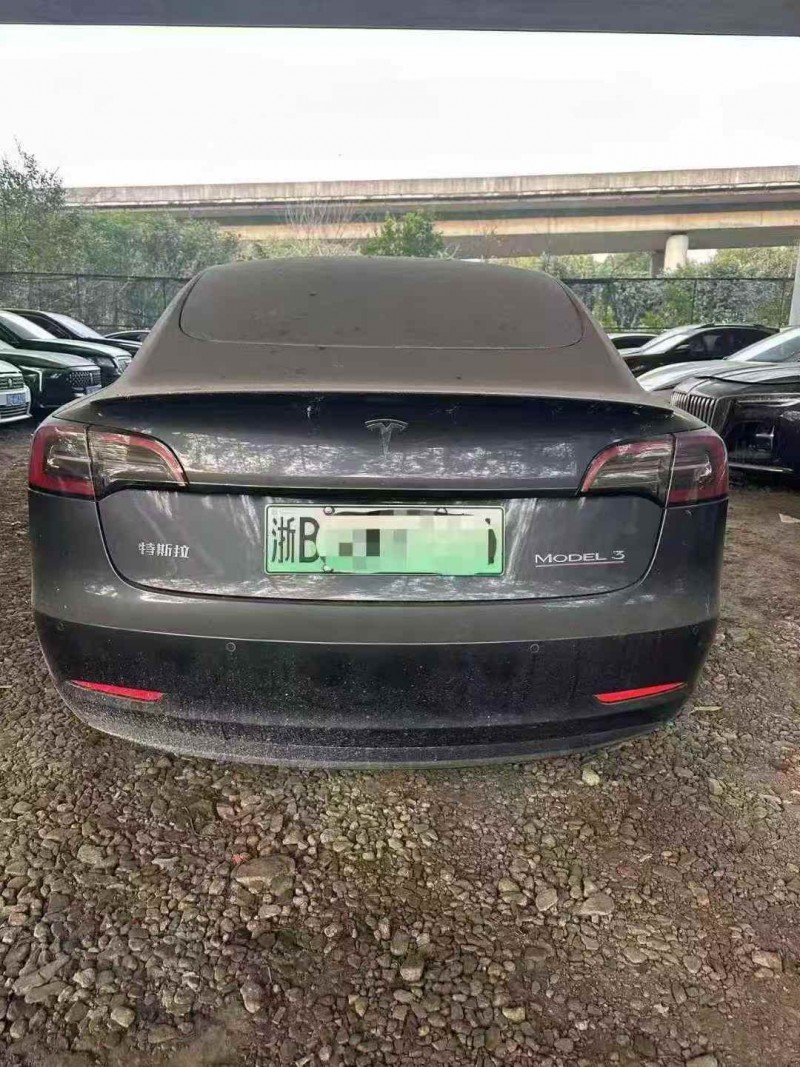 衢州21年特斯拉MODEL Y9