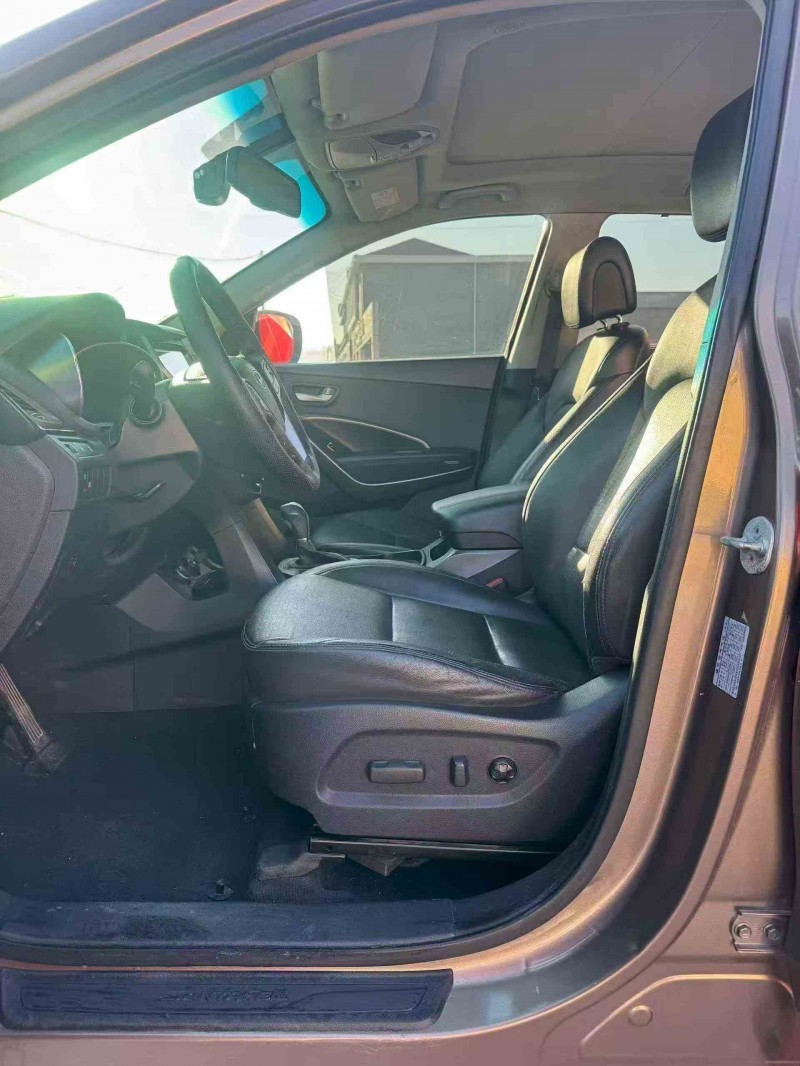 唐山13年现代新胜达5