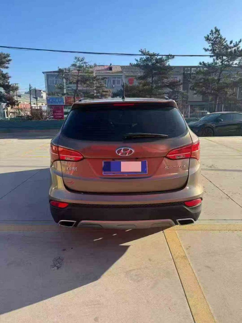 唐山13年现代新胜达8