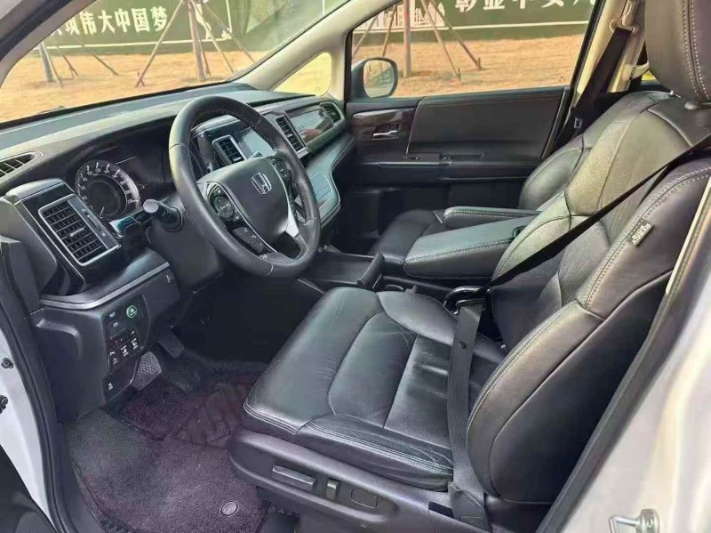 潍坊18年本田艾力绅5