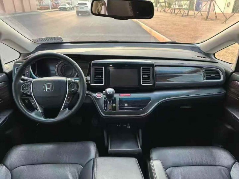 潍坊18年本田艾力绅6