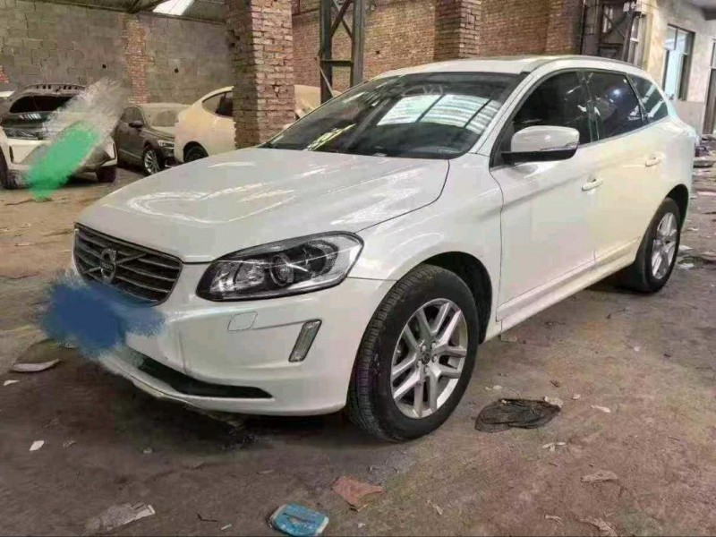 潍坊17年沃尔沃XC602
