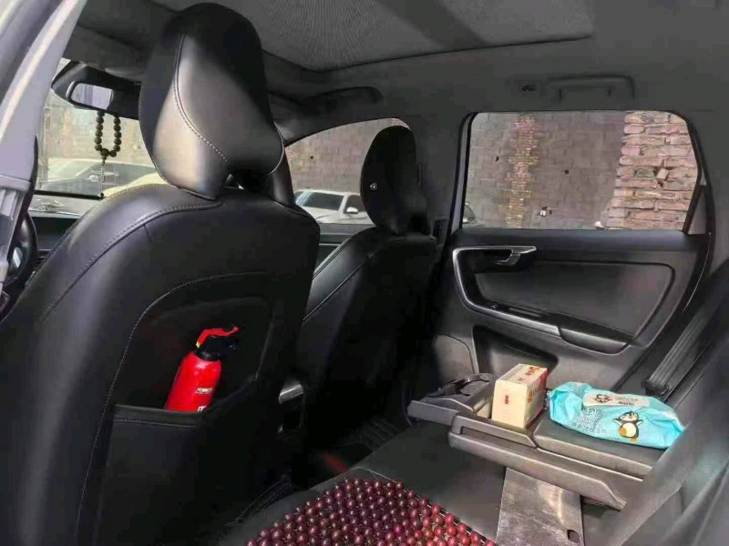 潍坊17年沃尔沃XC605