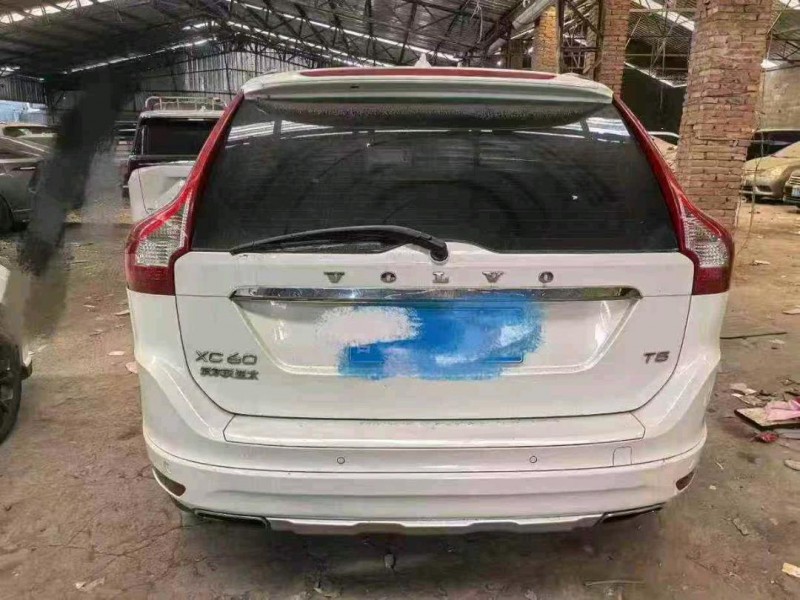 潍坊17年沃尔沃XC608