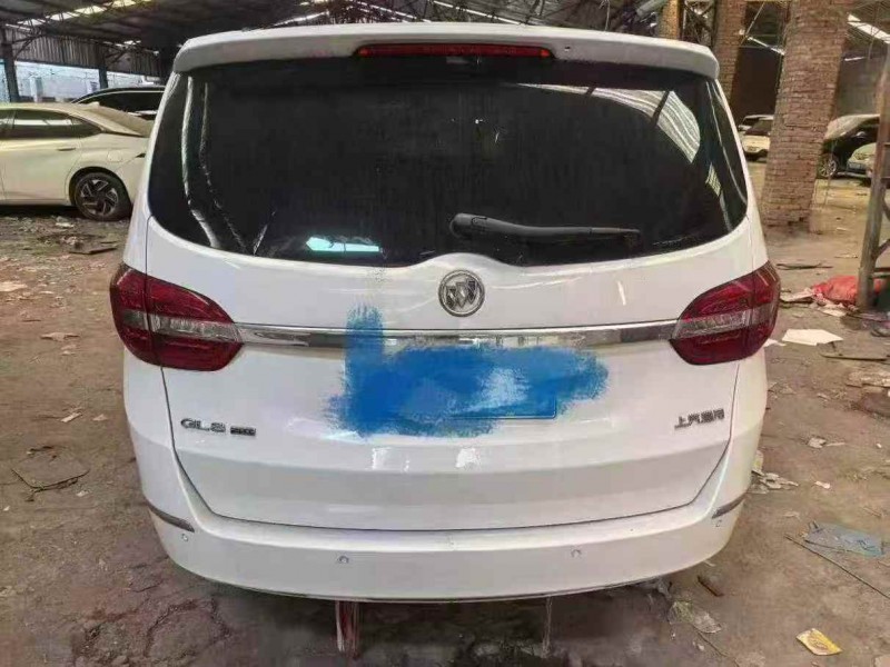 东营19年别克GL88