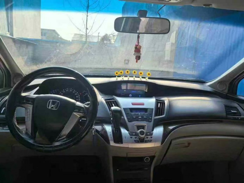东营13年本田奥德赛4
