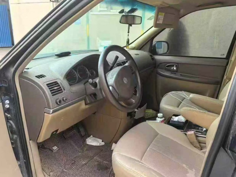 聊城15年别克GL87