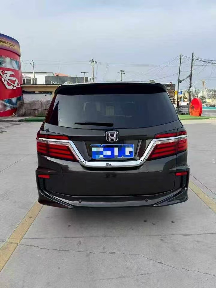 承德16年本田艾力绅8